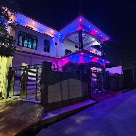 Shree Ram Guest House Near Ram Mandir Ayodhya Εξωτερικό φωτογραφία