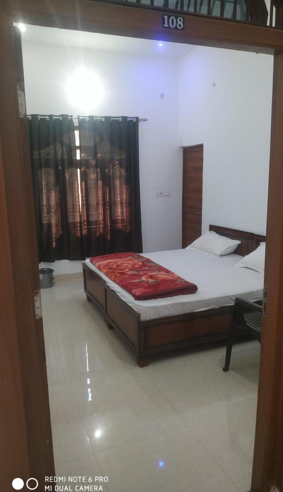 Shree Ram Guest House Near Ram Mandir Ayodhya Εξωτερικό φωτογραφία