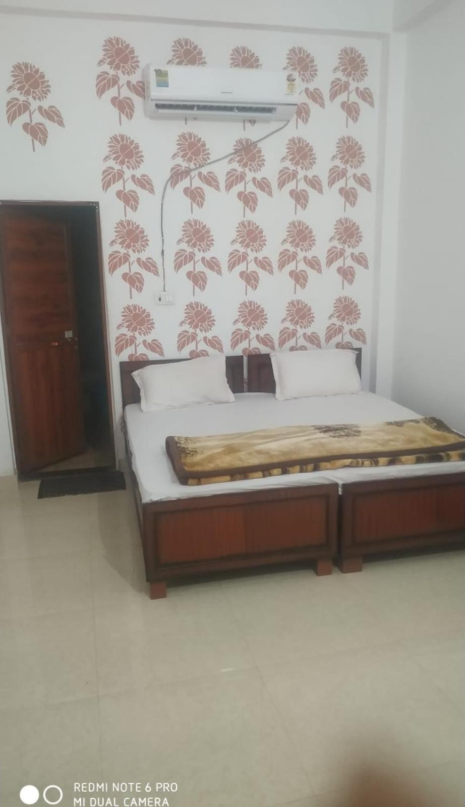 Shree Ram Guest House Near Ram Mandir Ayodhya Εξωτερικό φωτογραφία
